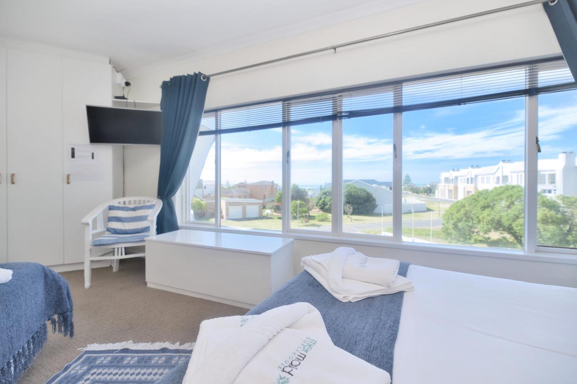 Mermaid Guest House Struisbaai Exterior photo