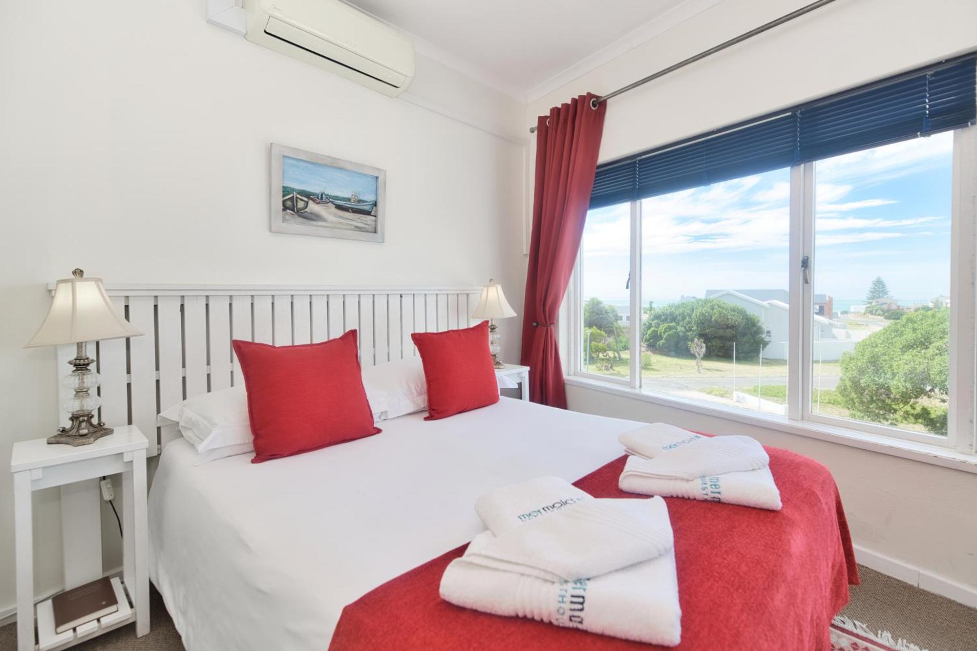 Mermaid Guest House Struisbaai Exterior photo