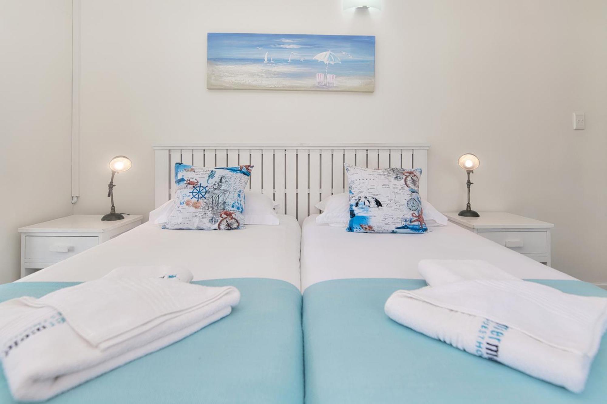 Mermaid Guest House Struisbaai Room photo